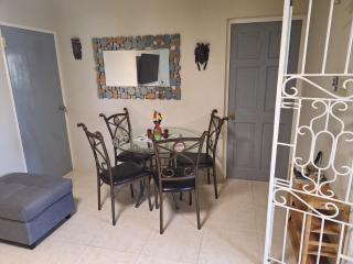 Comfortable 2 bed Apartment - Ocho Rios - 8