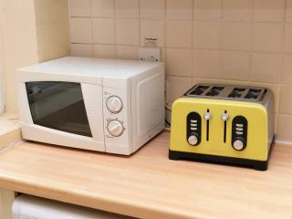 Garden Flat With a Heath Views & London Skyline - Pass the Keys - London - 2