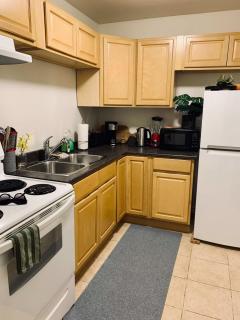 Pet-Friendly Lovely Studio #2 at Doggy Digs, Balcony - Halifax - 7