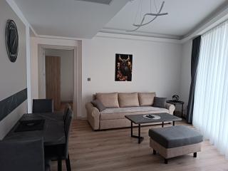 19th Floor Secure Condo with Pool, Fitness, Parking Included in Price - Skopje - 3