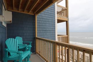 Oceanfront: Beach, Sand and Views at Coral Reef! - North Topsail Beach - 5