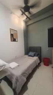 aqilahomestay - Kampung Dengkil - 4