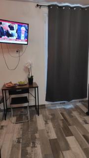 Charmant Studio proche Paris Metro ligne 8 - Charenton-le-Pont - 1