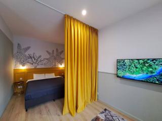 Golden Palms Apartment in the city centre - 6