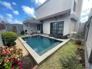Villa privée moderne Grand Baie 8 places 4chambres - Grand-Baie - 1