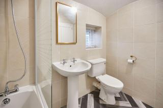 Cosy Coastal Apartment 2 - Bridlington - 3