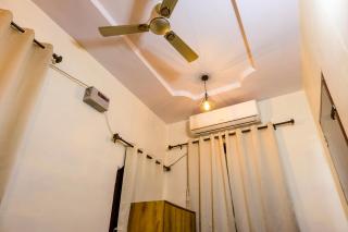 S.S. HOMESTAY - Varanasi - 3