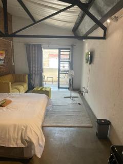 Maboneng The Urban Chic 346 -Unlimited WiFi - Johannesburg - 4