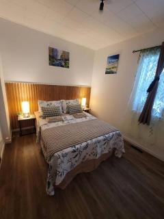 Warm cozy 1 bdrm close to Hwy - Edmundston - 0