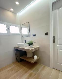 Precioso apartamento reformado con vistas directas al mar - Torremolinos - 2
