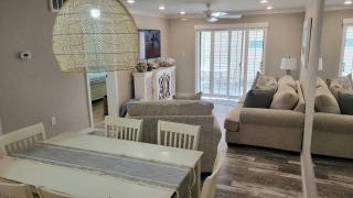 105 - First floor steps away from the pool - New Smyrna Beach - 4