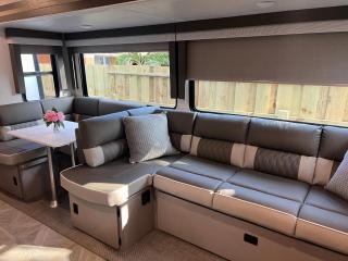 Free BBQ in RV With Private entrance - 1