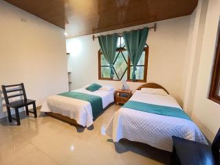 Hostal Muro De Las Lagrimas with high speed internet Starlink - 2