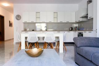 Seaside Serenity 6 - few mins walk to the beach by QuickTrips - Mellieħa - 0