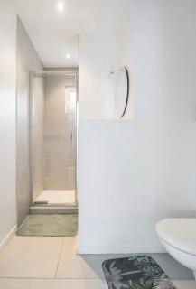 Villa entourée de verdure avec parking privé - Halluin - 1