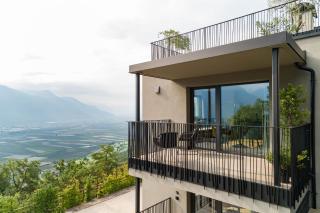 My Spring - Panoramic Suites - Lana - 7