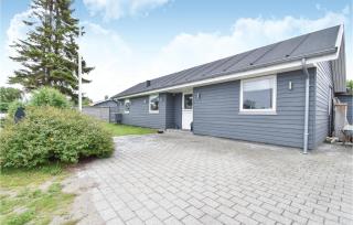 Four-Bedroom Holiday Home In Otterup - Otterup - 4