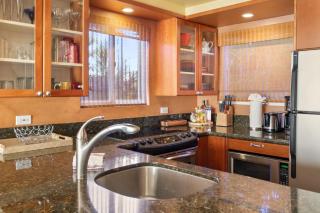 Orchid Suite in South Maui, across from the beach, 1 bedroom sleeps 4 - Kihei - 0
