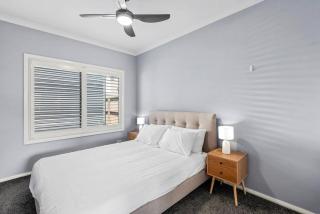 Hood Road Beach House- Hamptons inspired sleeps 9 - Indented Head - 2