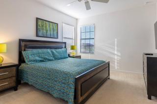 NearTheParks - 5BR Family Villa with Saltwater Pool near Disney - Davenport - 4