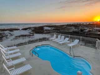 Dolphin View Duplex Side A - Beachfront Heated Pool -Gulf Shores Alabama - Near The Hangout - Gulf Shores - 8