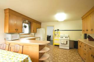 Large 5BR2BA Home with Fenced Yard - Dyer House - 3