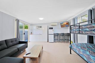 Ned Kelly's Motel - Maryborough - 2