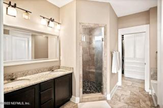 Beach side, ocean views & walk to Casa Marina - Jacksonville Beach - 5