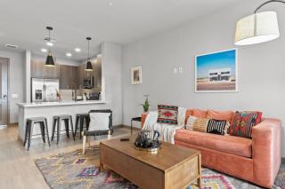 Cozysuites PHX RORO Gym, Pool, Pets, Parking! #5 - Phoenix - 7