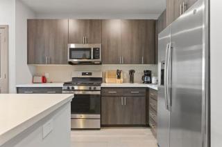Cozysuites PHX RORO Gym Pool Pets Parking #13 - Phoenix - 1