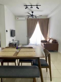 Tifa Home, Alanis Residence Kota Warisan KLIA Sepang Netflix - Sepang - 8