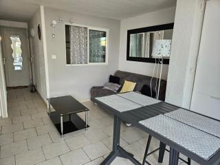 Cap d'Agde - Résidence Estivales - proche naturiste - Terrasse - Wifi - Parking - Piscine - Clim - Cap d'Agde - 6