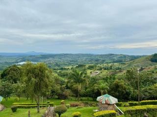 Top of the World Lodges Fort Portal - Fort Portal - 1