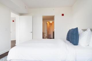 Tysons Corner 2br w pool pet salon wd WDC-816 - - 3