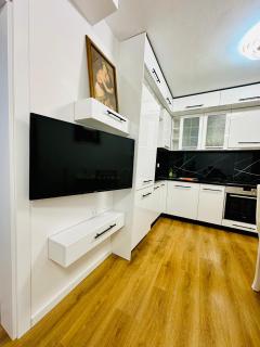 Lit Apartment - Tirana - 0