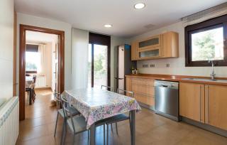 4 Bedroom Lovely Home In Roda De Bara - Roda de Bará - 6