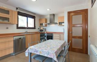 4 Bedroom Lovely Home In Roda De Bara - Roda de Bará - 5