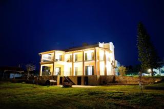 House of Roses - Perivolion - 5