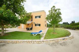 House of Roses - Perivolion - 1