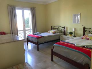 3-bedroom Bungalow - 1