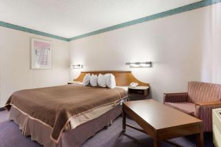 Rodeway Inn - Gallup - 2