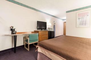 Rodeway Inn - Gallup - 1
