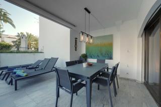 2033 modern 3 Bed large Terrace with sun loungers - Marbella - 2