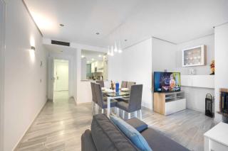 2033 modern 3 Bed large Terrace with sun loungers - Marbella - 8