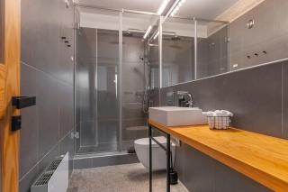 TheHostMaster Picturesque Acropolis Hill Penthouse - 6