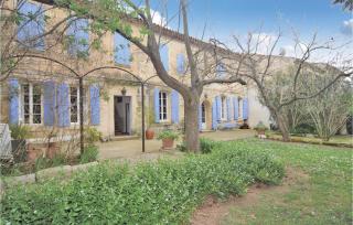 Awesome Home In Arles - Albaron - 8