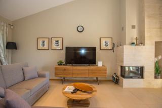 Beautiful Villa Dominika with Private Pool - 1