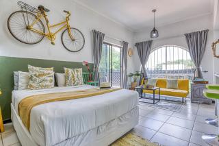 Chic Midtown Studio-1 Bed-solar-pool-fibre-samrand - Centurion - 7