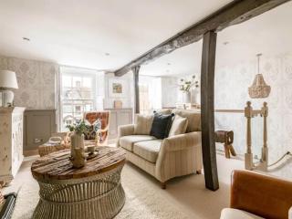 Howman House - 5
