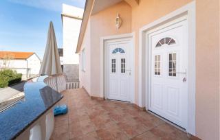 Awesome Apartment In Vir With Wi-Fi - Vir - 9